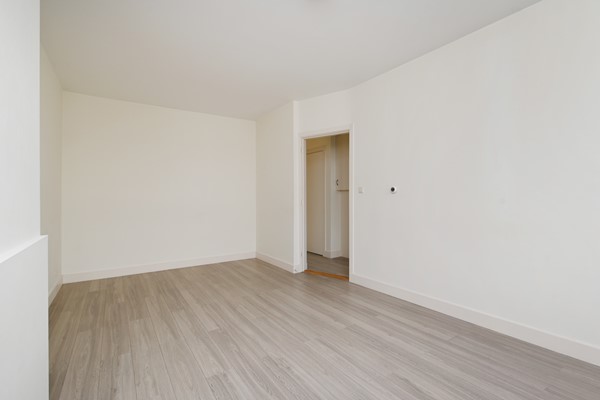 Medium property photo - Vier Heemskinderenstraat 186, 2531 CH Den Haag